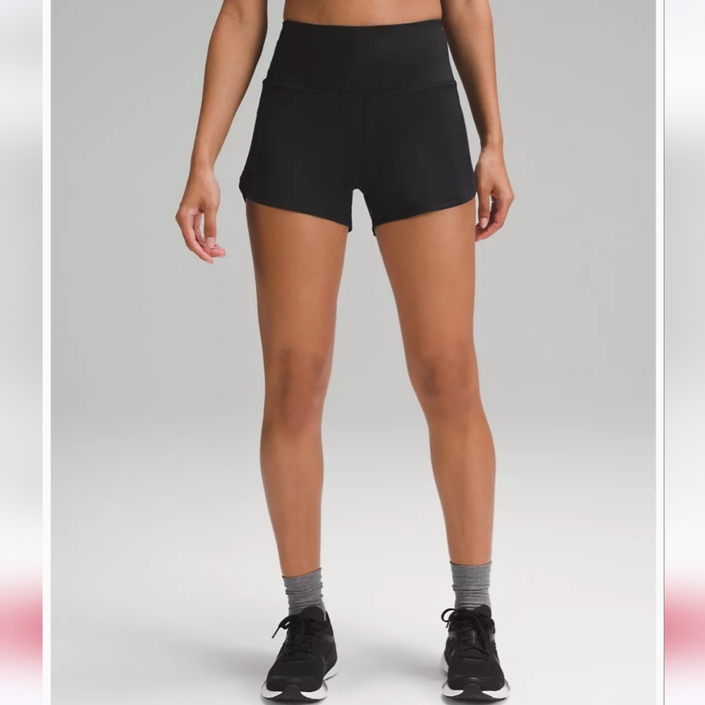 Lululemon Speed up High Rise short 4" inseam